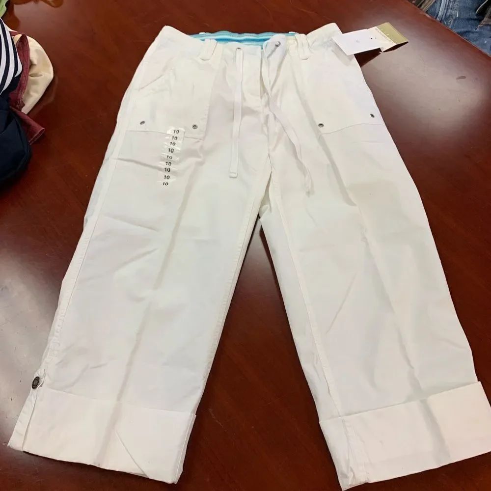 Liz Claiborne Sport White Cropped Pants sz 10 NWT